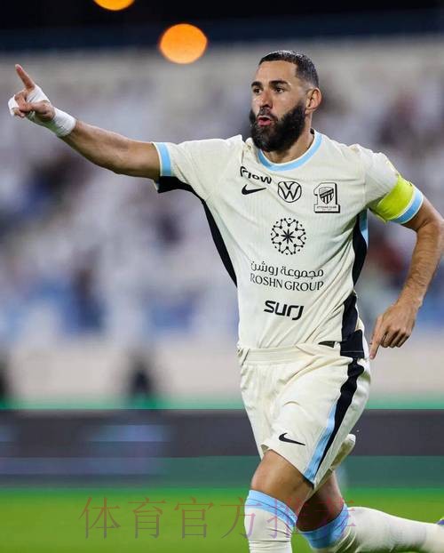 本泽马将无缘参加国家德比 并缺席法国队的比赛