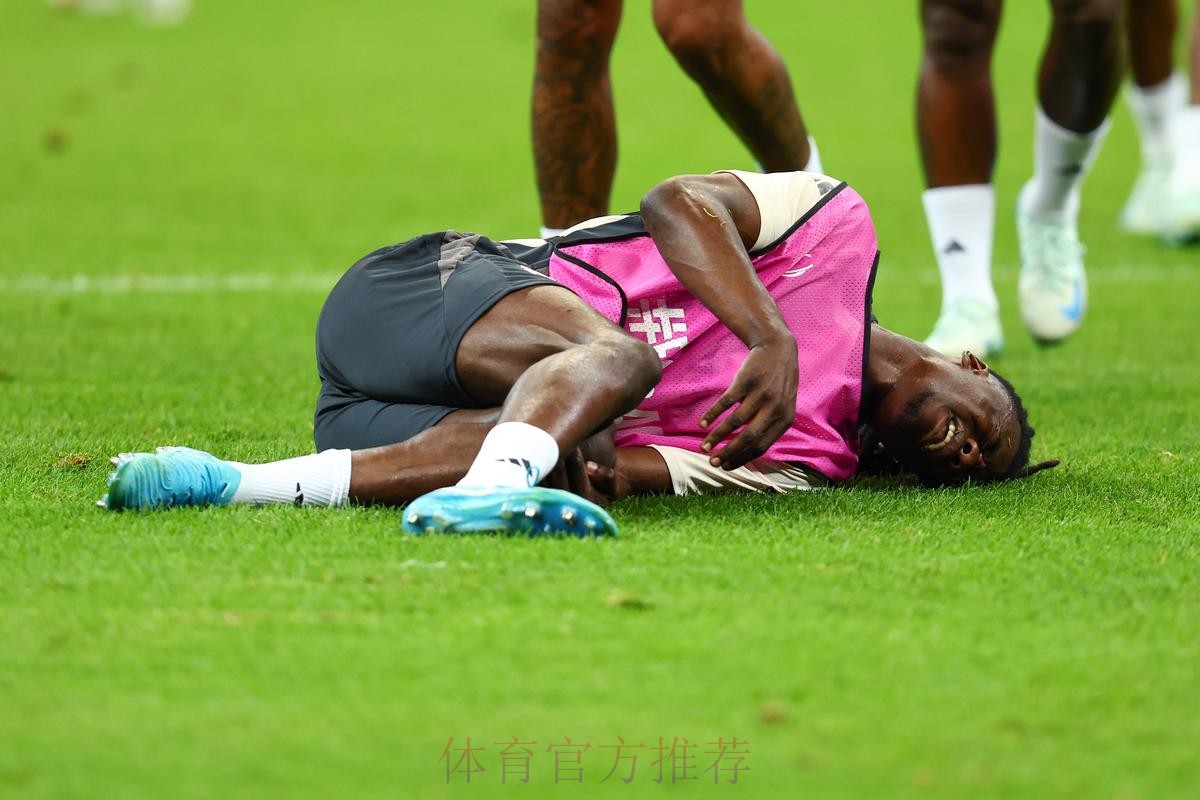 马卡报:奥德里奥索拉赛后右腿不适 今天将检查 马卡报:奥德里奥索拉赛后右腿不适 今天将检查