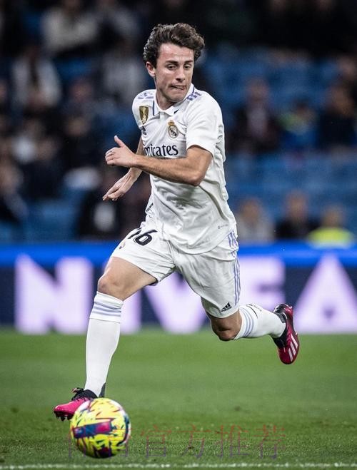 马卡报:奥德里奥索拉赛后右腿不适 今天将检查 马卡报:奥德里奥索拉赛后右腿不适 今天将检查