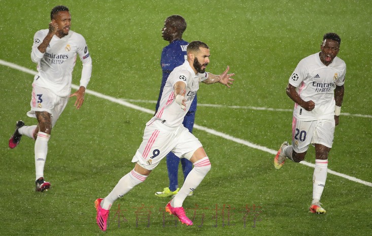 皇马博反弹半W打卡